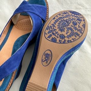 SOFFT brand luxury high quality shoes.